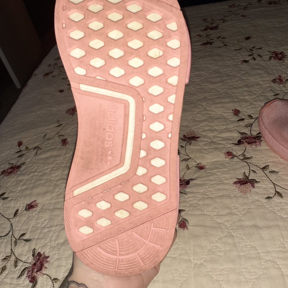 Girls Adidas size 4
